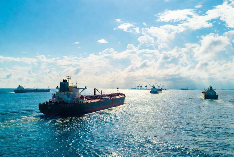 Oil Supertankers Heading to U.S. Gulf Coast, April–May 2026.
